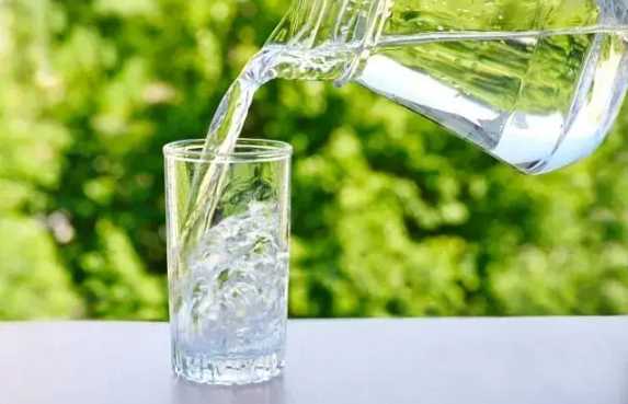 电解质水可以平时喝吗