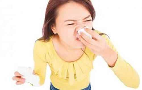风热感冒的症状表现和治疗方法(风热感冒的症状是什么情况)