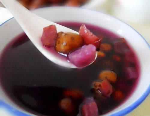 紫薯山药豆糖水的做法(紫薯山药花生米粥的做法)
