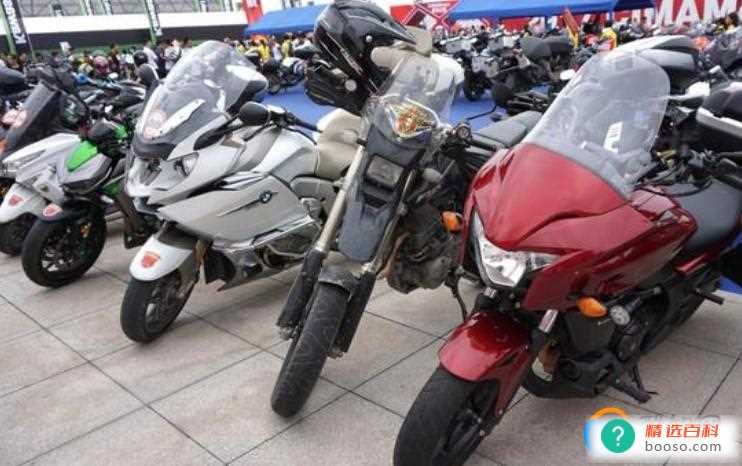 重庆3月底穿什么衣服