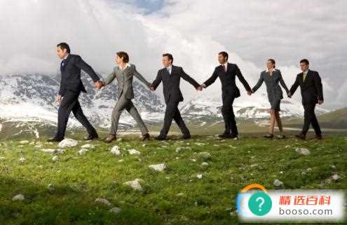 越是大领导越没架子 而小领导却喜欢摆谱