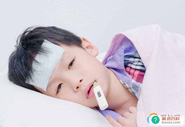 小孩体温反复升降是怎么回事(小孩子体温反复升降可能有多方面的因素)