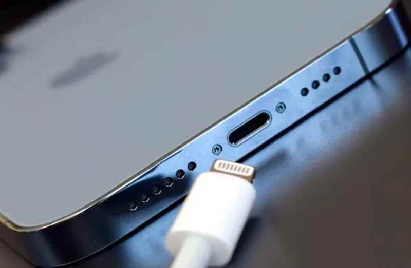 iphone触摸屏没反应