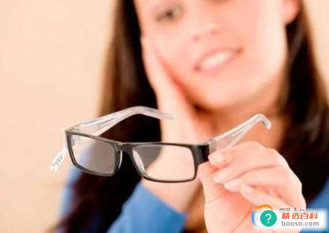 多晒太阳近视居然好了是真的吗(每天晒太阳近视眼会慢慢的恢复吗)