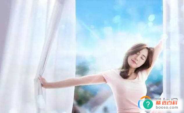 隔着玻璃晒太阳可以补钙吗(隔着玻璃晒太阳的好处)