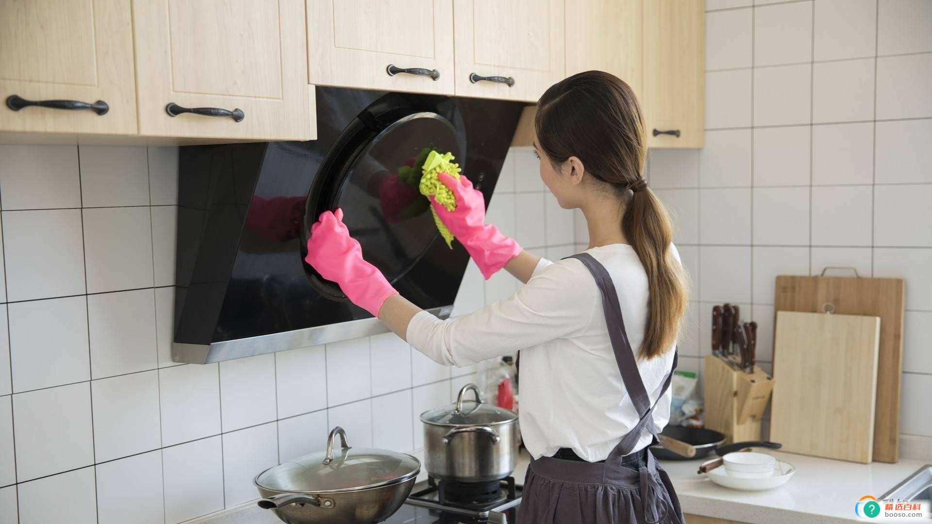 高学历干家政可能会越发普遍什么原因(58同城CEO姚劲波:高学历更加重可能越发普遍)