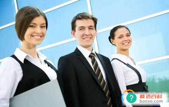 董明珠谈“35岁职场危机”(35岁如何面对职场危机)