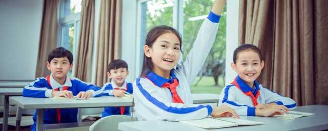 寒食的诗意简短一点20字以内(寒食的诗意简短一点)