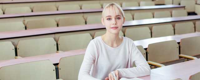 鸥组词语_鸥组词和拼音