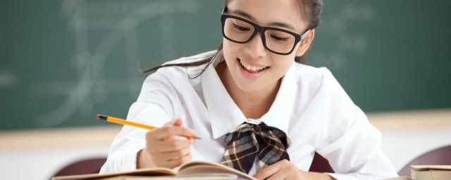 无穷碧是什么诗?无穷碧的意思是什么