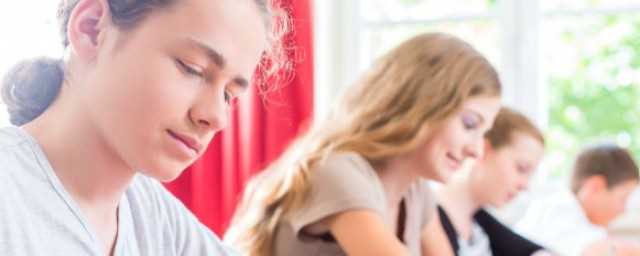 鑫的拼音怎么读(鑫的拼音怎么写)?