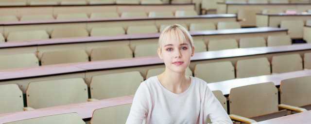 渔人甚异之中的异是什么意思(渔人甚异之的异是什么意思词类活用)?