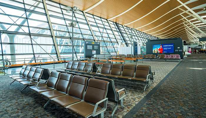 坐飞机要注意的事项_上飞机注意事项(坐飞机的注意事项)