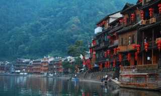 湖南必去十大经典有哪些?湖南必去十大景点排名(湖南旅游十大必去景区)