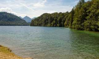 九寨沟旅游最佳时间是什么时候?(九寨沟旅游最佳时间)