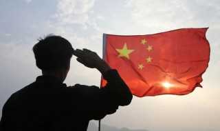 红旗飘飘歌词完整版_红旗飘飘歌词(红旗飘飘歌词)