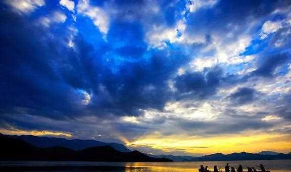 自驾深度爱好者私藏的川滇天路_一路都是绝美的风景线_云南(川滇)