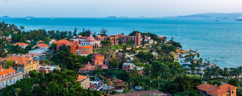 暑假带孩子去哪里旅游好?暑假适合带孩子去哪里旅游?(暑假带孩子去哪里旅游最好)