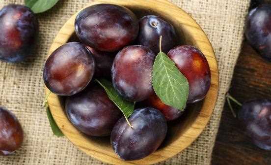 吃西梅注意事项_西梅的作用与功效(西梅)