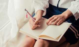 关于李白的资料介绍_诗人李白的资料(关于李白的资料)