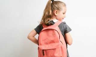 足卓组合具体读什么?足卓组合读什么(一个足一个卓)