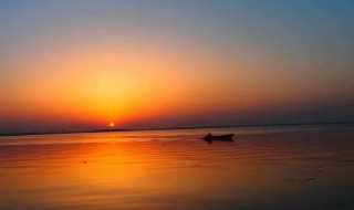 秋水共长天一色是什么意思?秋水共长天一色的意思(秋水共长天一色)