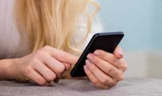 手机防尘塞的作用?手机防尘塞到底有什么作用(手机防尘塞)