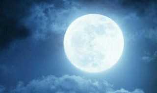 皓月当空释义?皓月当空的意思是什么(皓月当空)