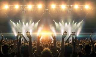 周华健《朋友》歌曲简介_周华健《朋友》歌词(周华健朋友歌词)