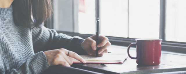 乸怎么读拼音?闾怎么读拼音是什么字