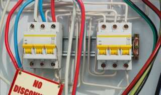 三相电为什么是380伏?三相电压为啥是380(三相电压)