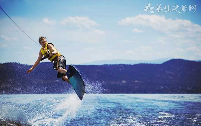 福克斯怎么样(福克斯开起来怎么样)?(福克斯怎么样)