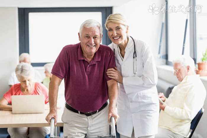 新手驾车怎么快速掌握换挡技巧?(汽车换挡技巧)