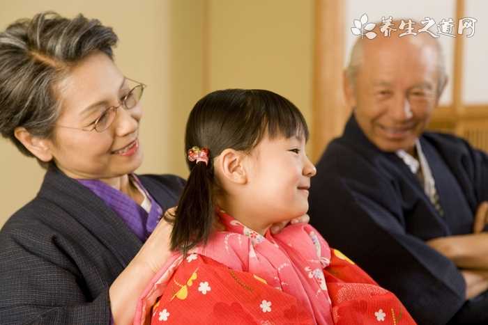 破窗器与安全锤区别是什么?(破窗器原理)