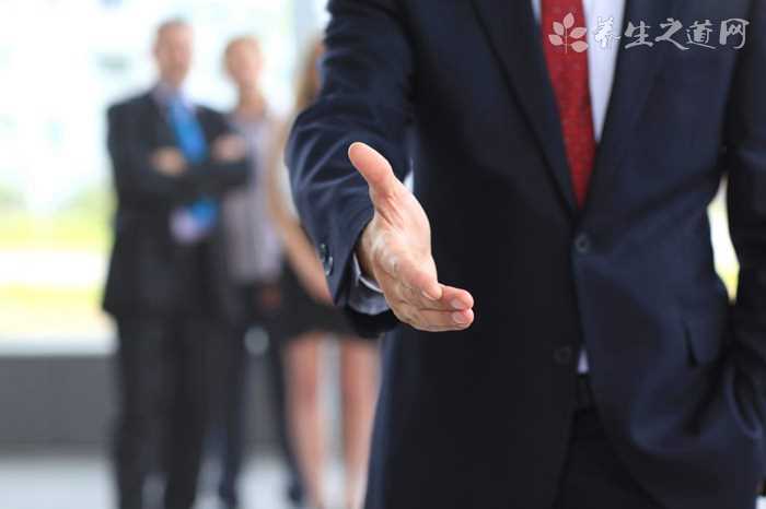 中型客车有多少个座位?中型客车多少座(中型客车多少座)