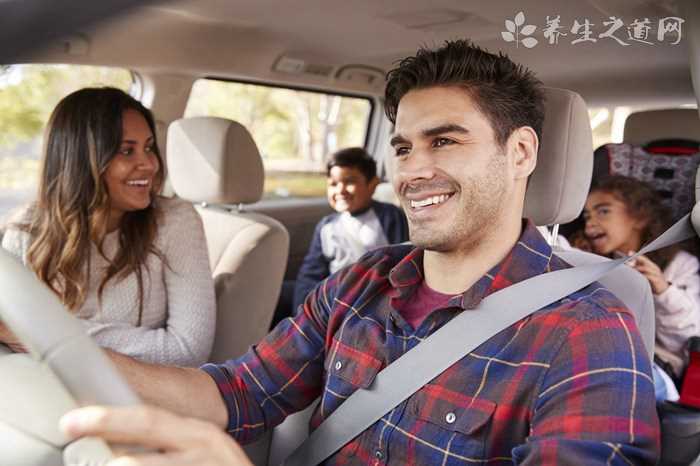 安全行驶第一位_冰雪路面驾驶技巧(冰雪路面驾驶技巧)