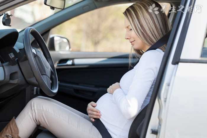 结冰路面驾驶注意事项_防连环追尾事故(沈阳冻雨已致10起连环追尾事故)