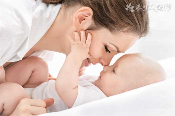 聋哑人学车也很棒_手语加画图(聋哑人开车)